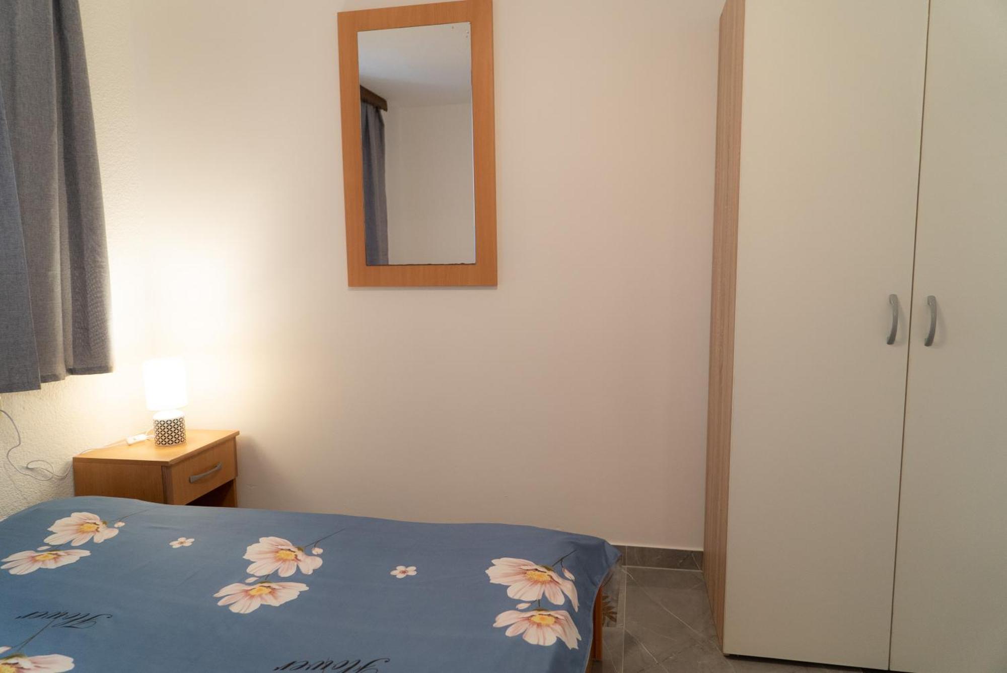 Apartments Zubcic Tisno Szoba fotó