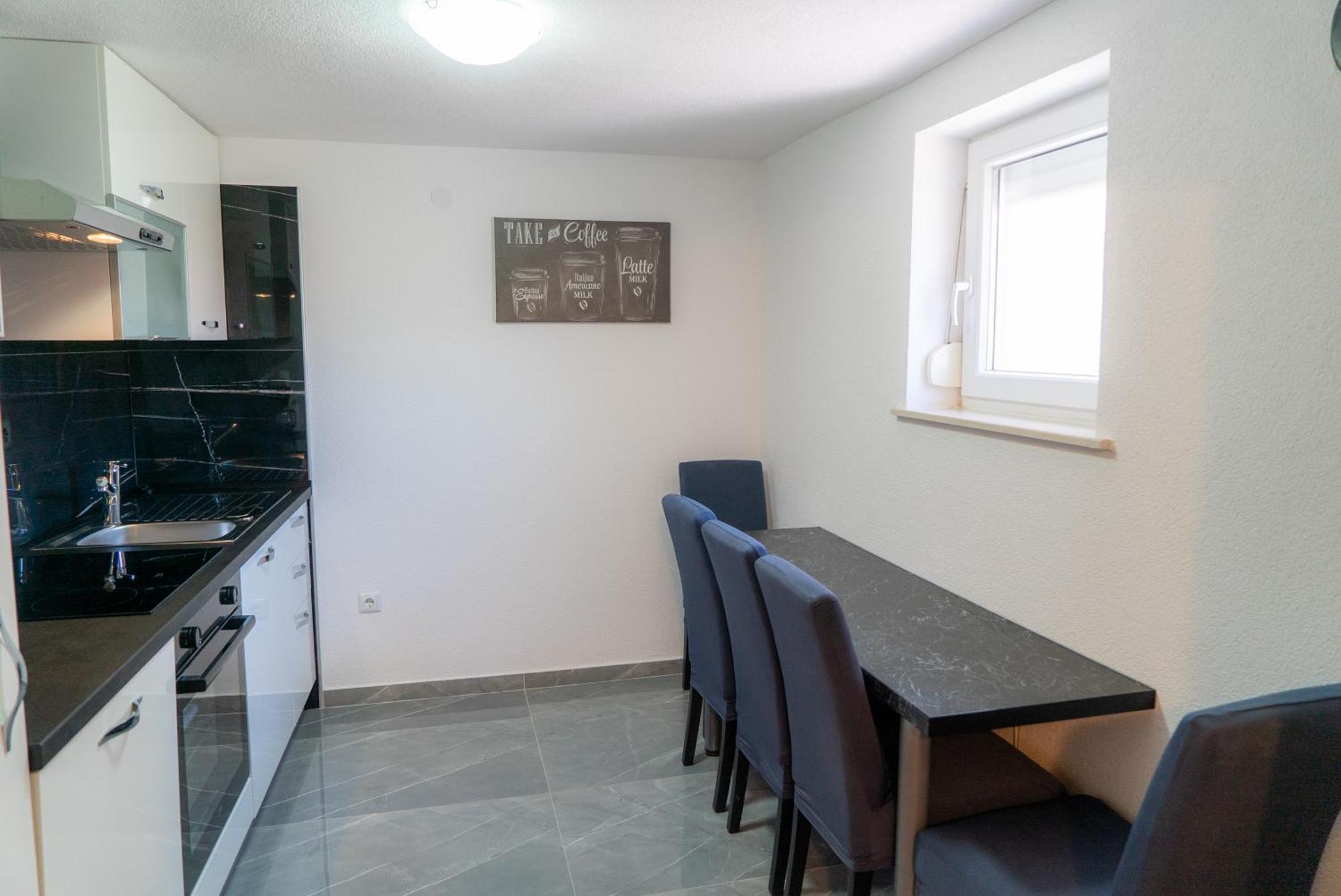 Apartments Zubcic Tisno Szoba fotó